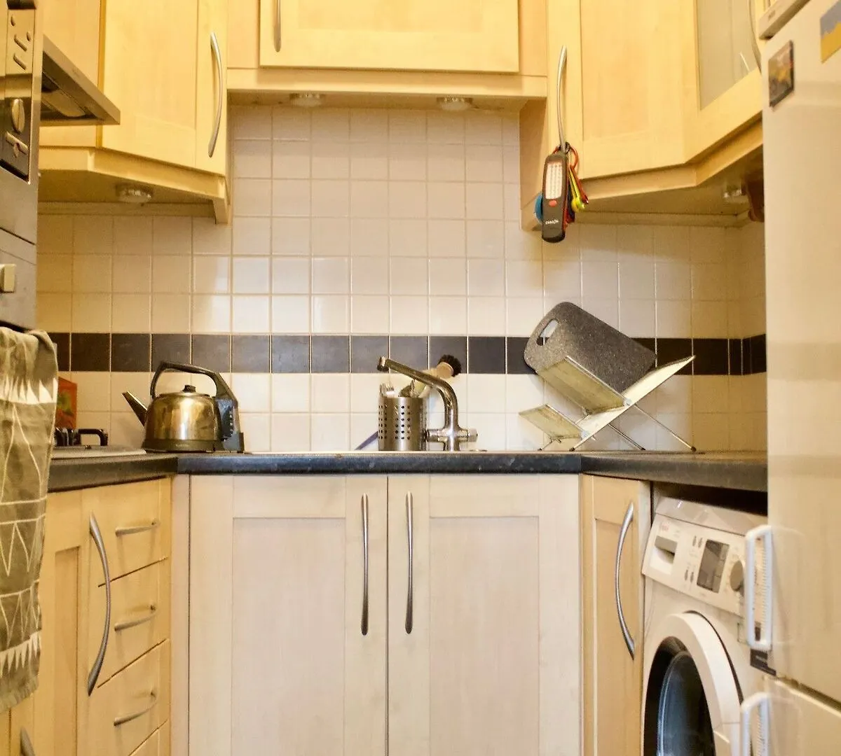 1 Bedroom Apartment In Central Edinburgh